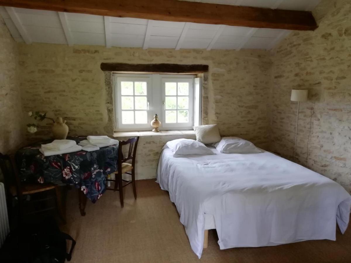 Une Maison De Campagne En Bourgogne Du Sud Tournus Eksteriør billede
